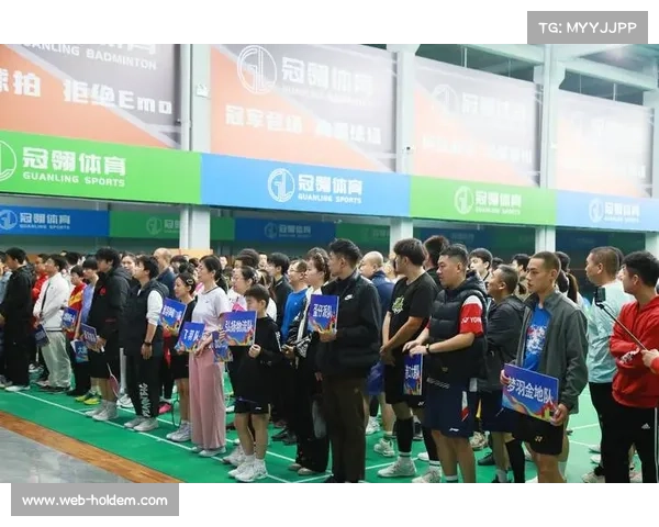 葛亚星谈羽毛球发展：业余联赛推动运动普及